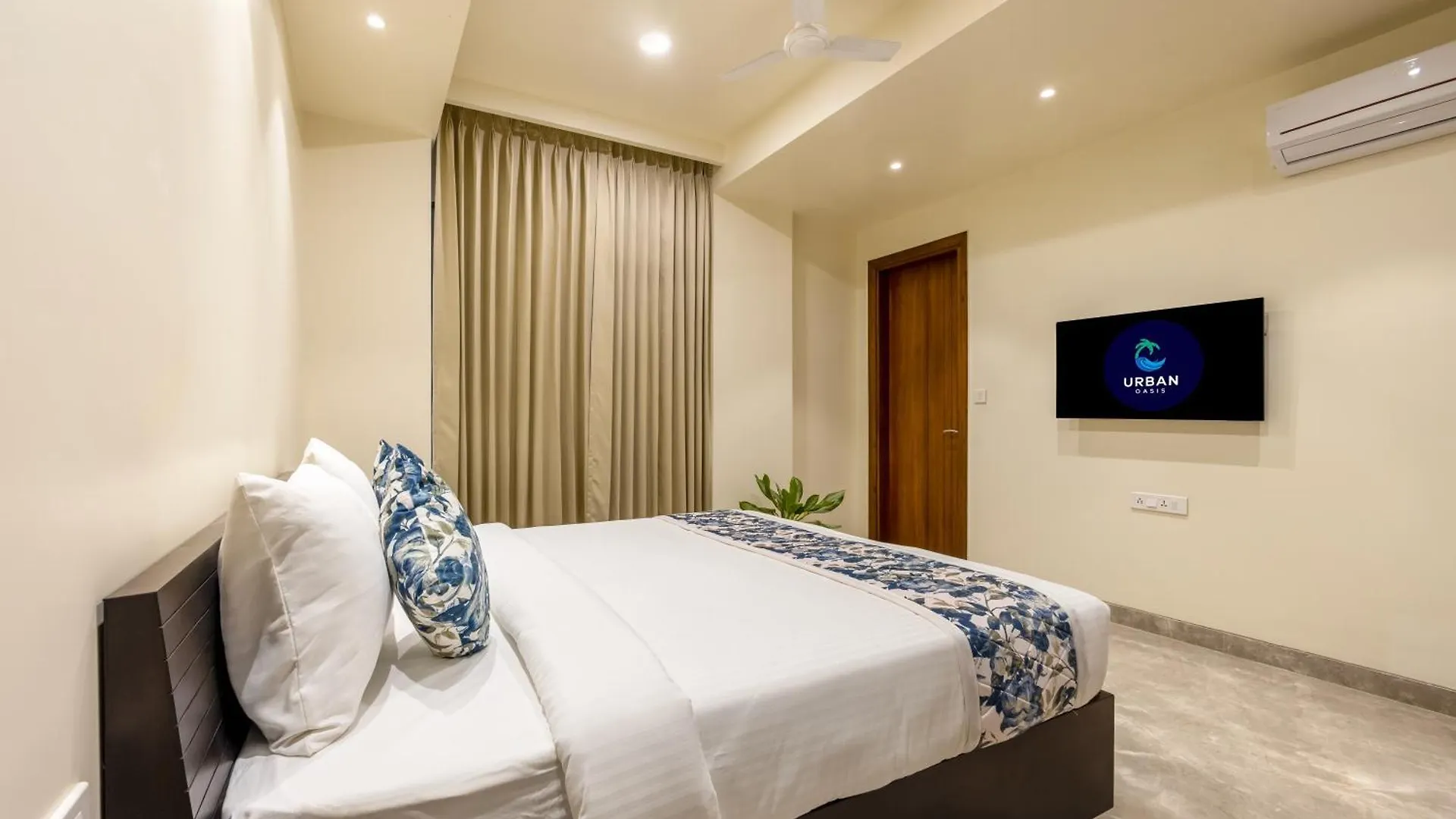 Апартаменты Urban Oasis Modern 3Bhk Apt In Gurgaon I Near Metro